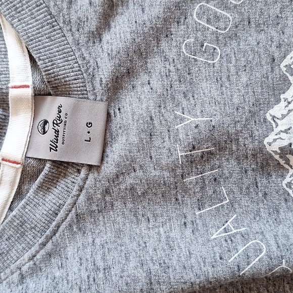 Sweater - Picture 3 of 4